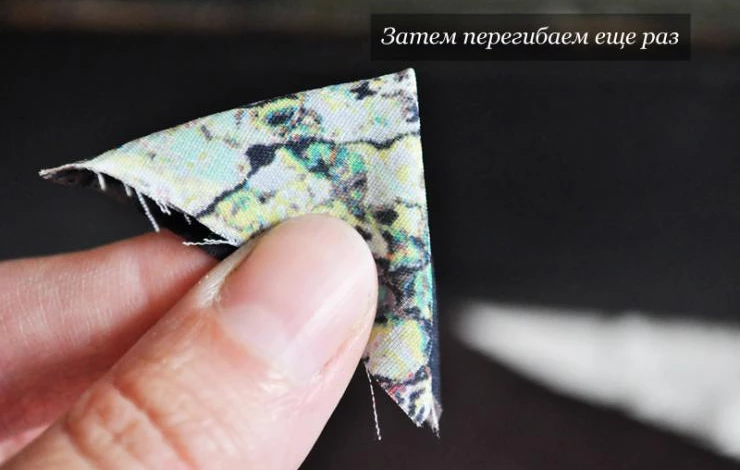 Коврик из треугольных лоскутков ткани: мастер-класс с фото