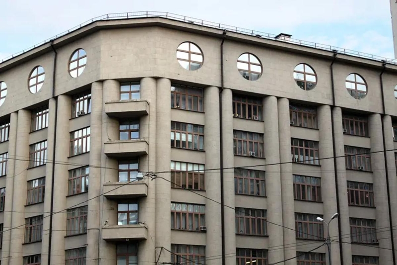 Постконструктивизм 30-х: от сталинского Дворца Советов до метро