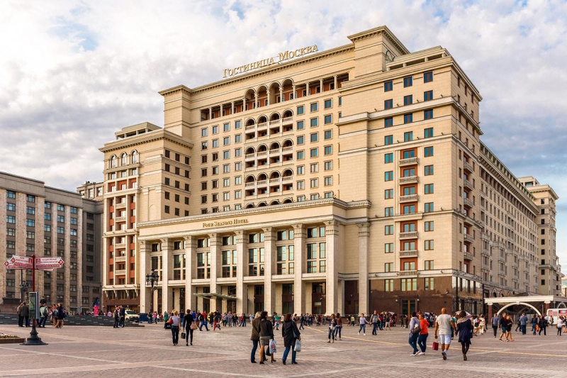Постконструктивизм 30-х: от сталинского Дворца Советов до метро