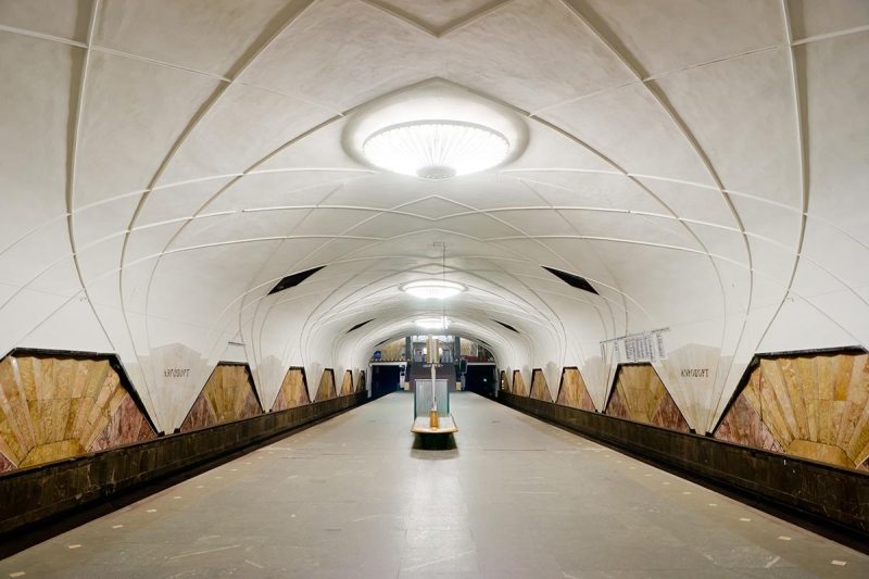 Постконструктивизм 30-х: от сталинского Дворца Советов до метро