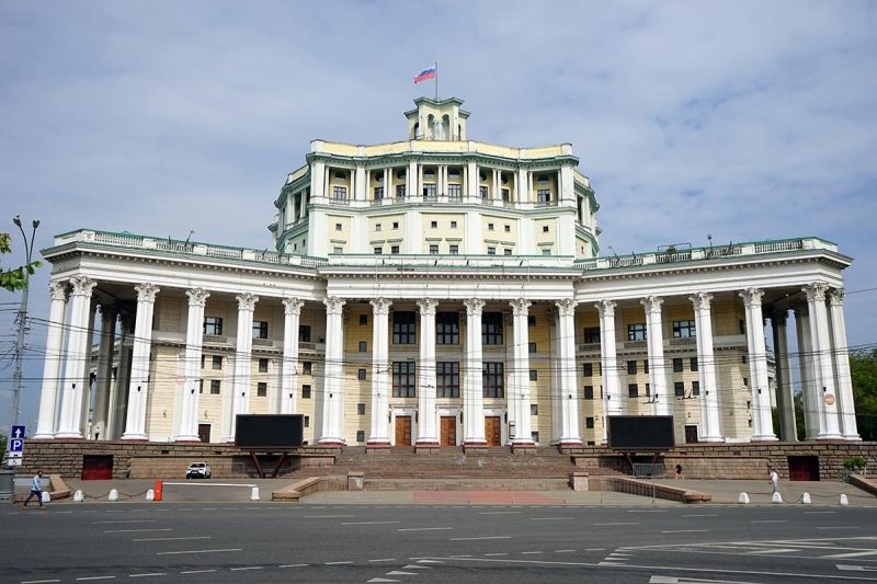 Постконструктивизм 30-х: от сталинского Дворца Советов до метро