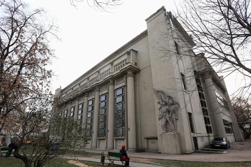 Постконструктивизм 30-х: от сталинского Дворца Советов до метро