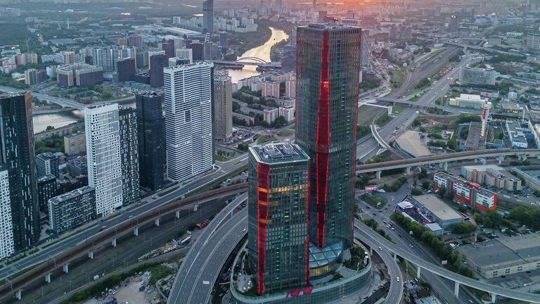 В "Москва-Сити" завершили строительство небоскреба iCity